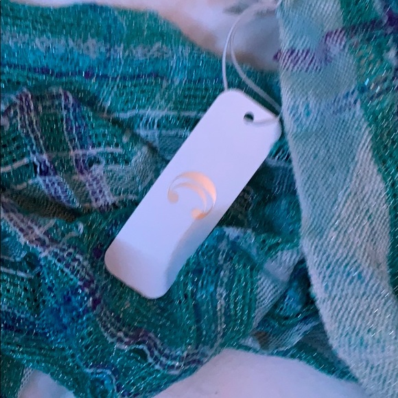 blue scarf - Picture 2 of 2